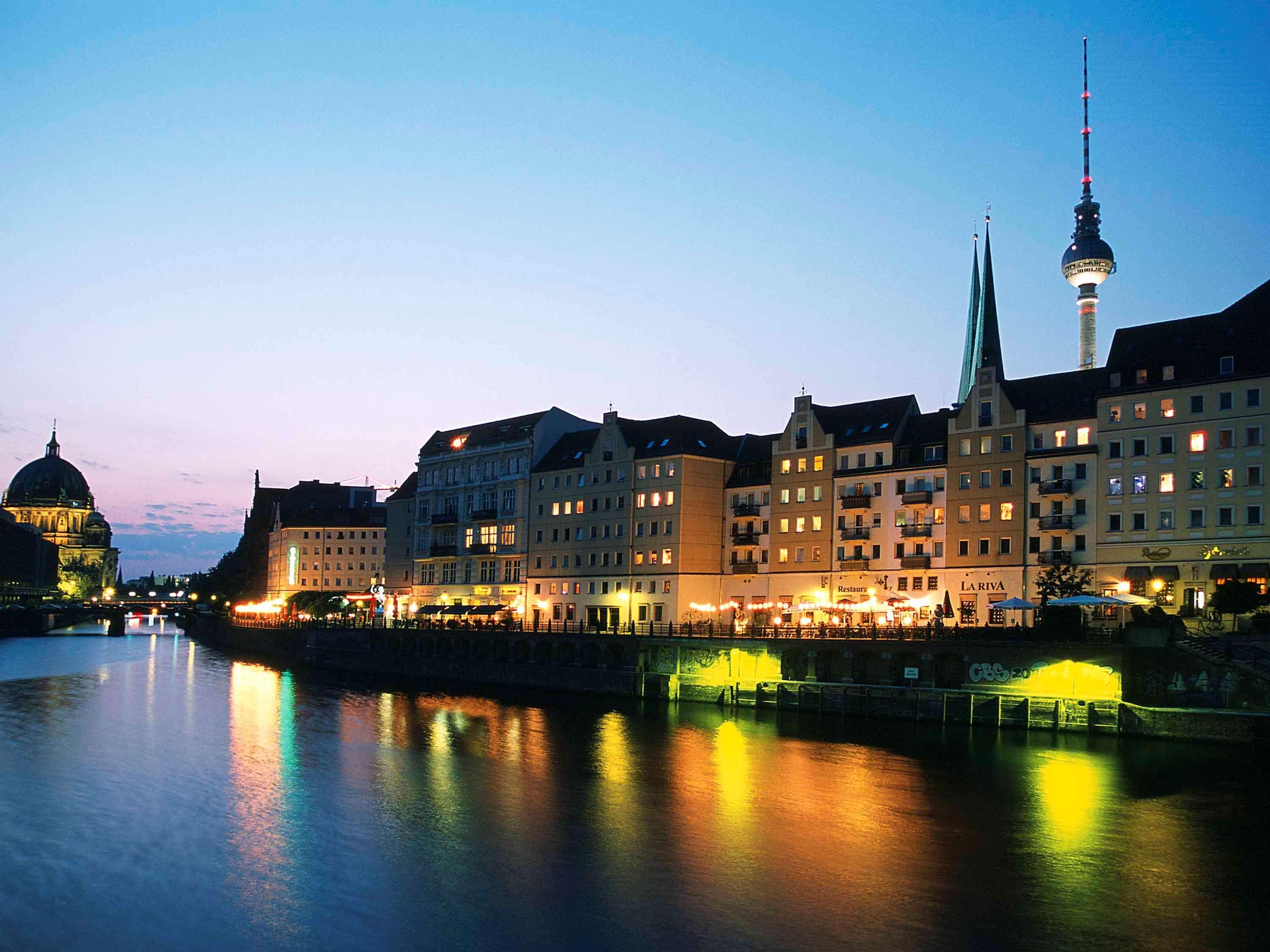 Ibis Styles Hotel Berlin Mitte Екстериор снимка