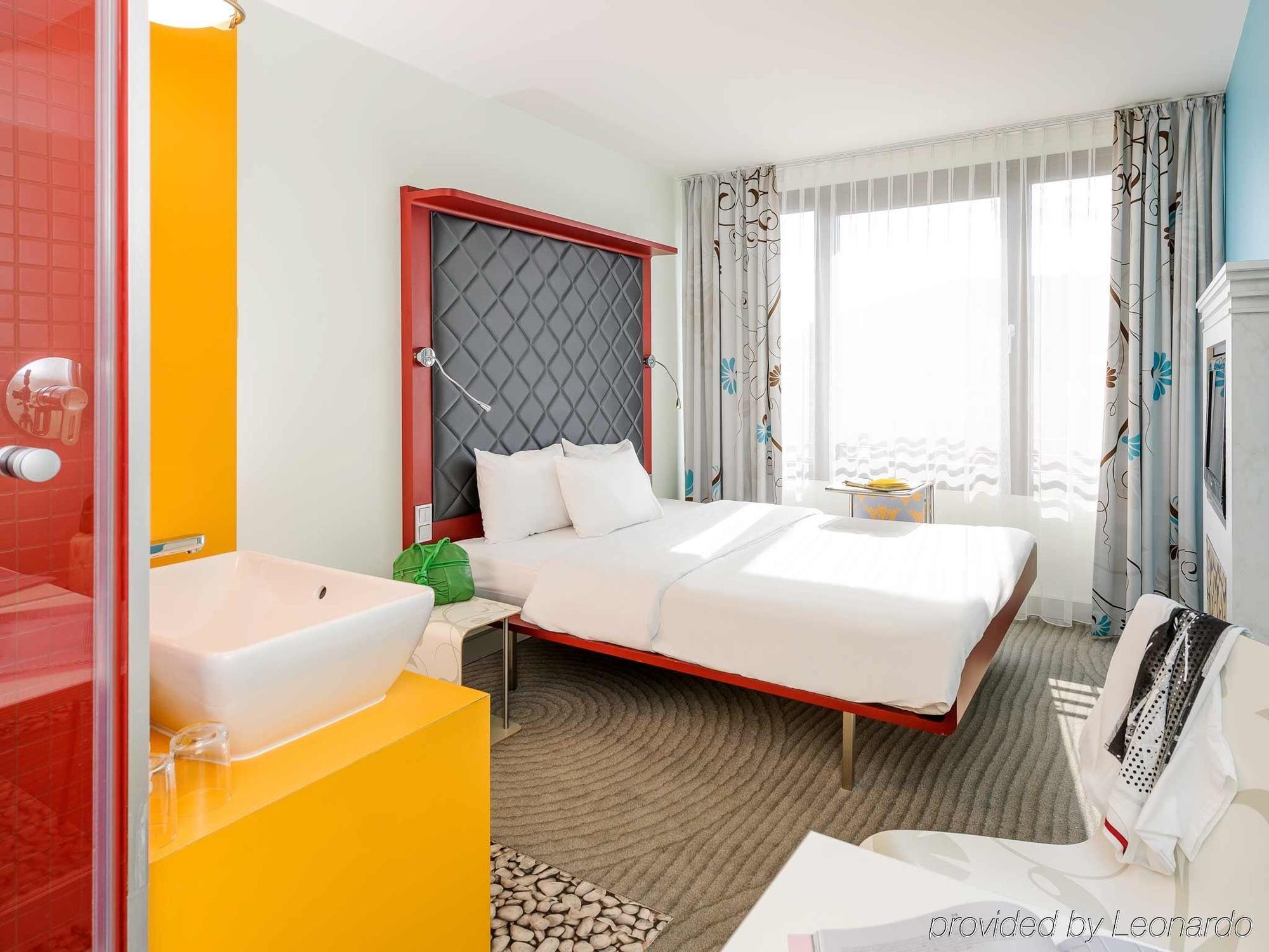 Ibis Styles Hotel Berlin Mitte Екстериор снимка