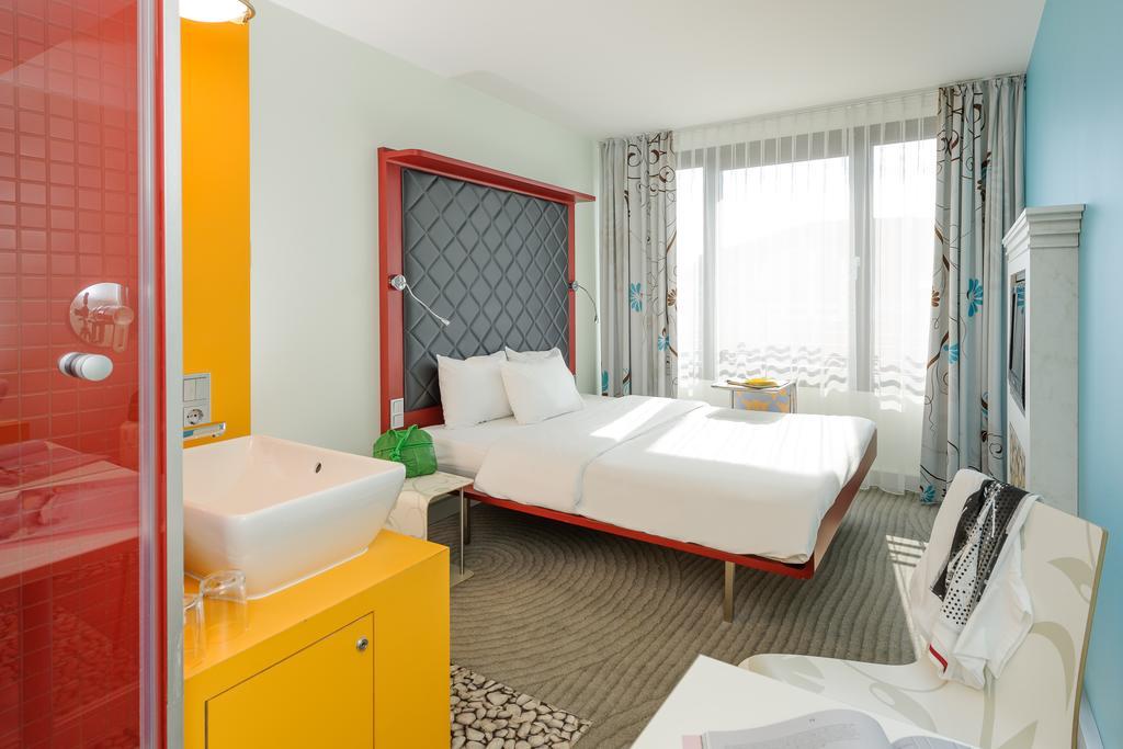 Ibis Styles Hotel Berlin Mitte Екстериор снимка
