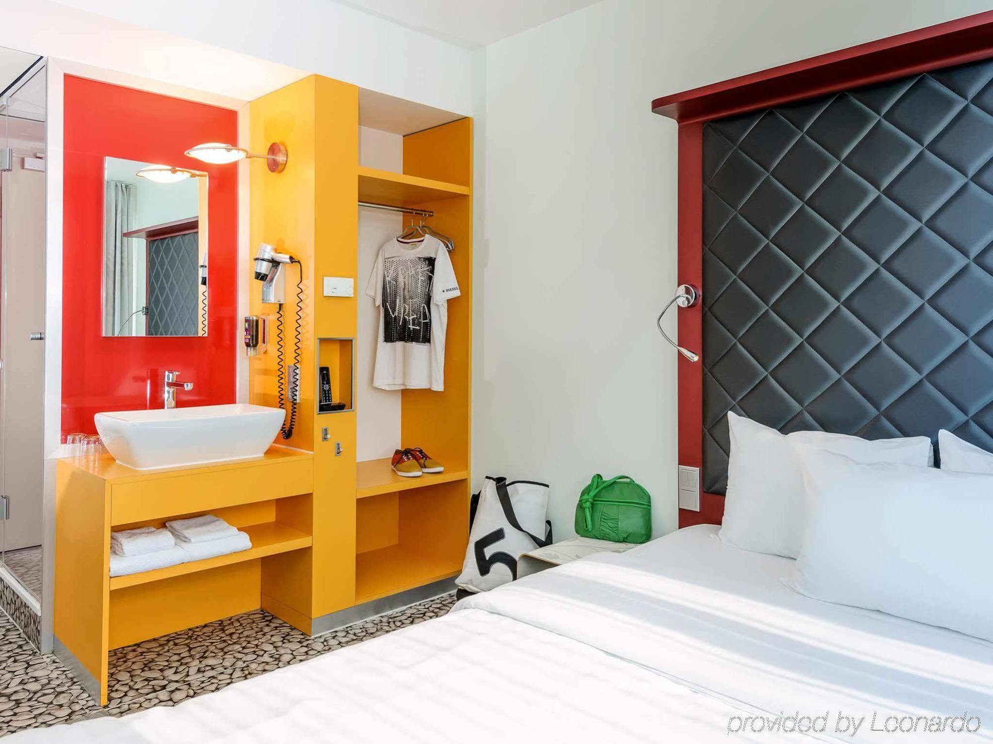 Ibis Styles Hotel Berlin Mitte Екстериор снимка