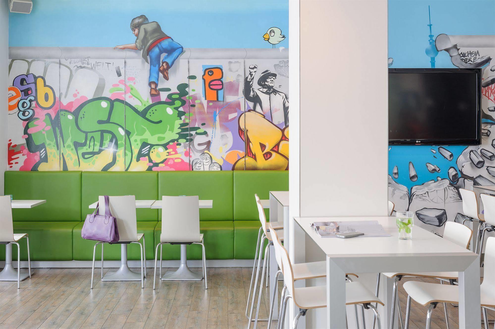 Ibis Styles Hotel Berlin Mitte Екстериор снимка