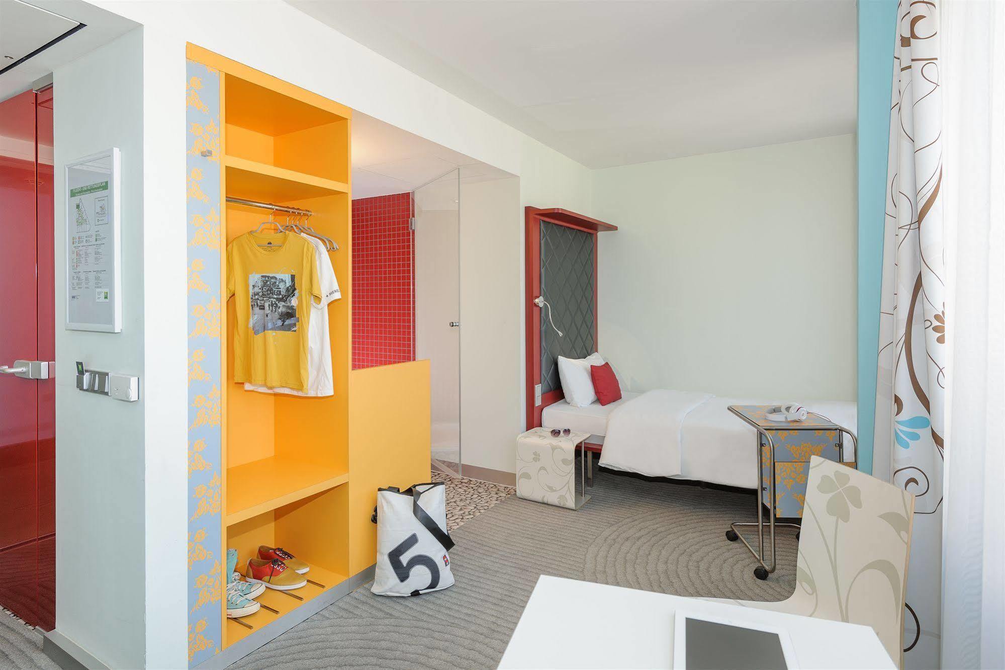 Ibis Styles Hotel Berlin Mitte Екстериор снимка